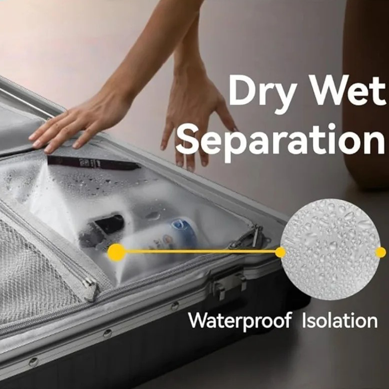 Valise AERON en polycarbonate et aluminium mélangés