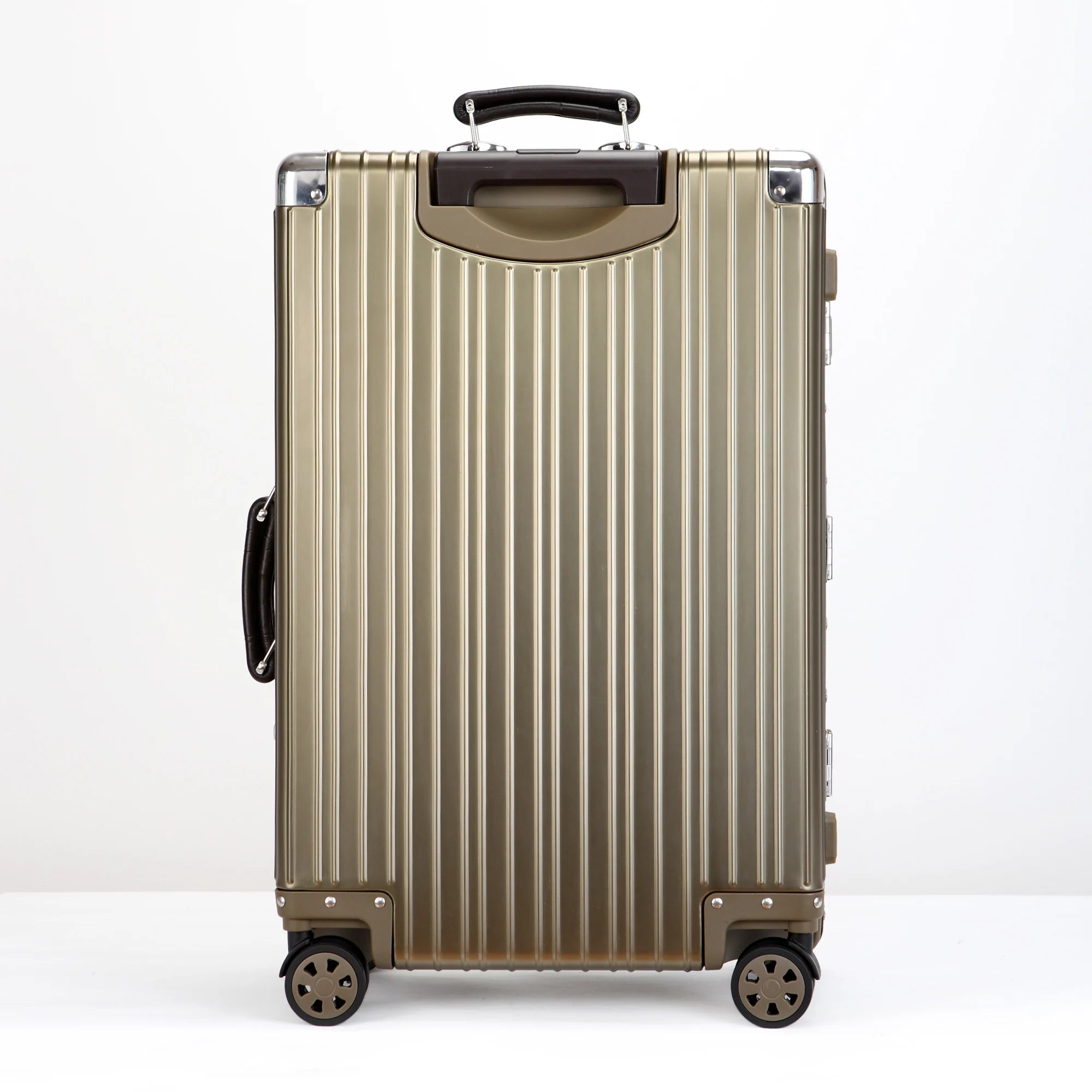 Valise AERON en polycarbonate et aluminium mélangés