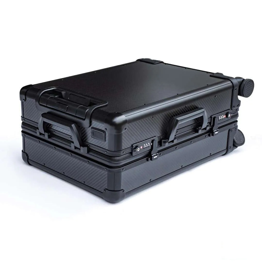 Carbon X 2.0: Carbon Fiber Suitcase Limited Edition Noir