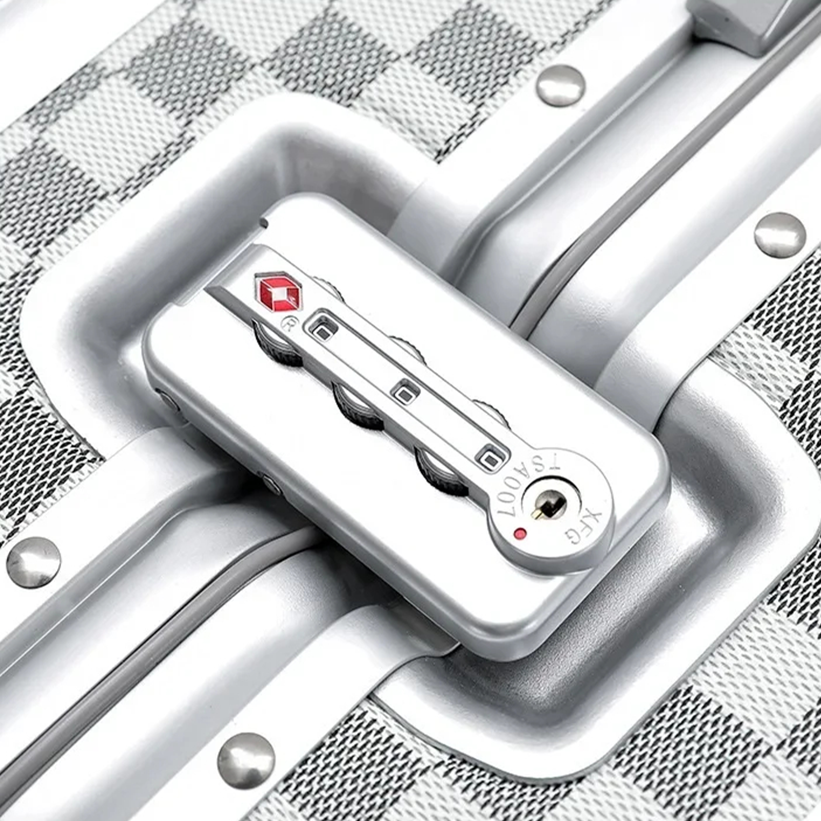 Sentinel: Aluminum Magnesium Edition Black