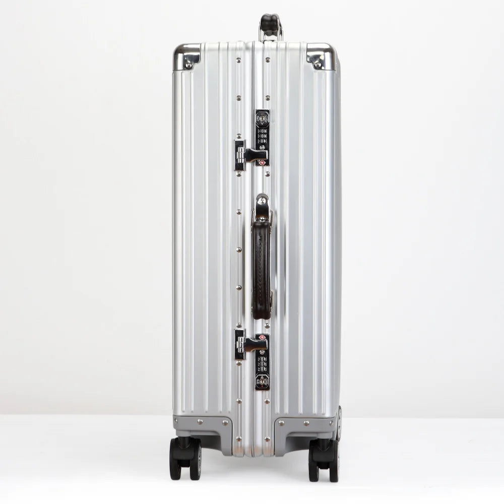 Valise AERON en polycarbonate et aluminium mélangés
